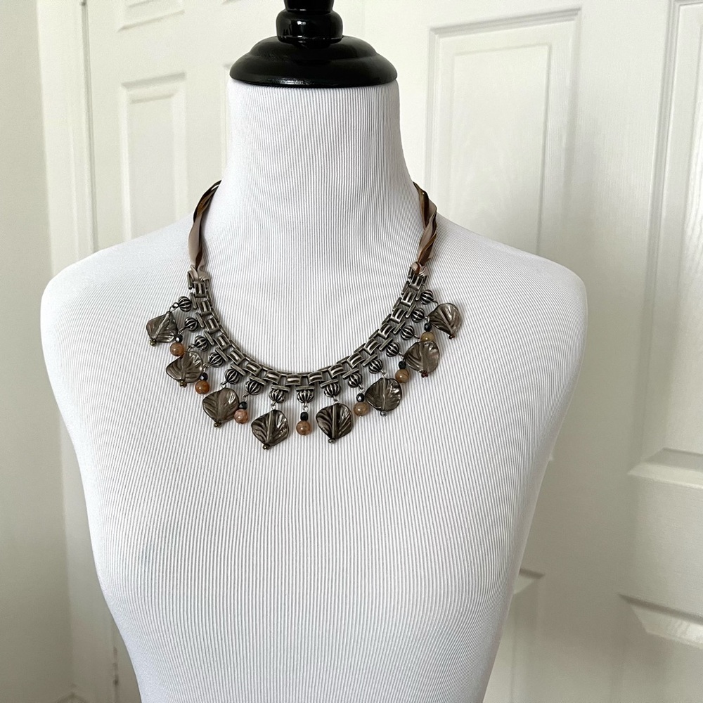 Elegant Silver and lavender Leaf Necklace